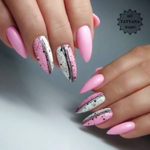 Розовые ногти длинные с белым