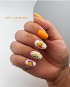 Дизайн ногтей осенний с листьями