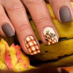 Pumpkin nails 