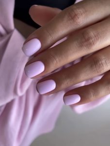 Розовая пастель на короткие ногти 