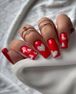 Маникюр на 14 февраля: 142 фото идей ногтей на день влюбленных 2024